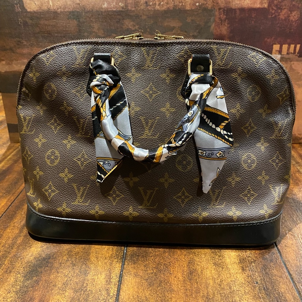 💋AUTHENTIC Louis Vuitton Alma PM💋